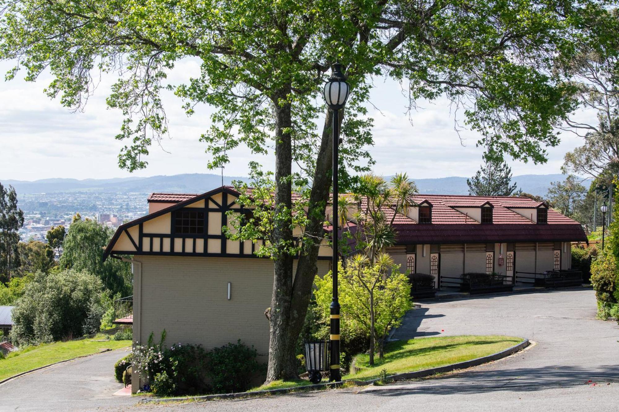 Village Family Motor Inn Launceston Exterior photo