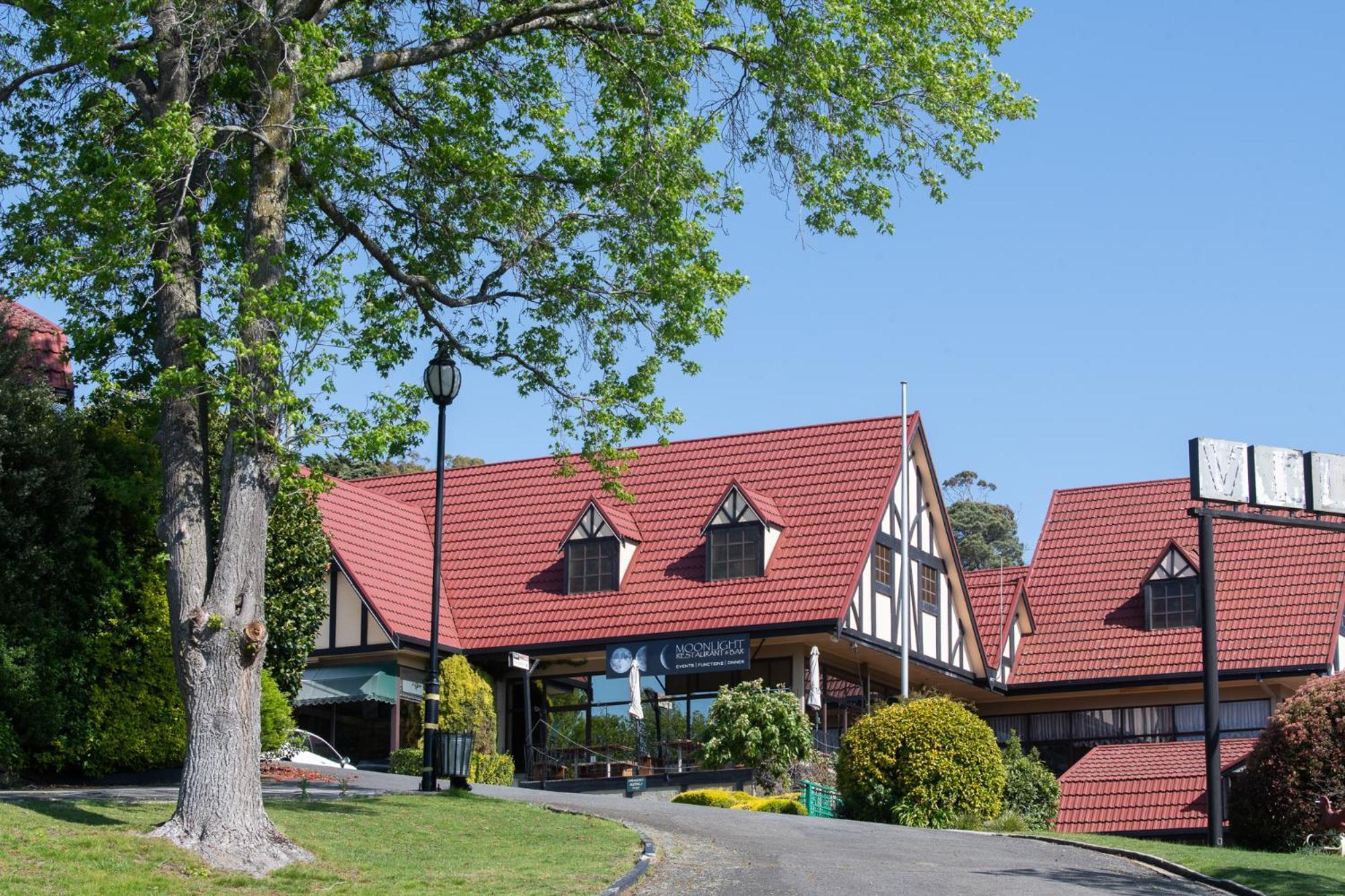 Village Family Motor Inn Launceston Exterior photo