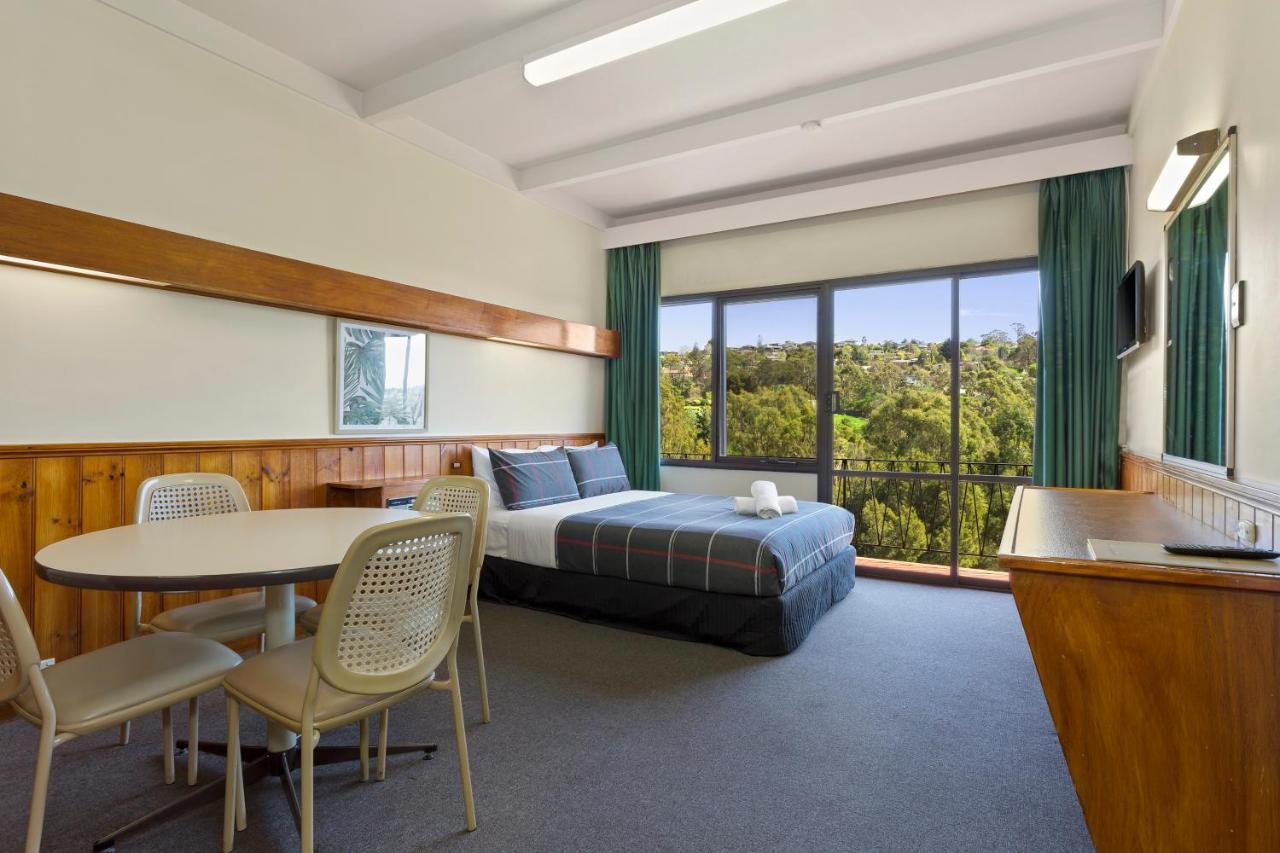 Village Family Motor Inn Launceston Exterior photo