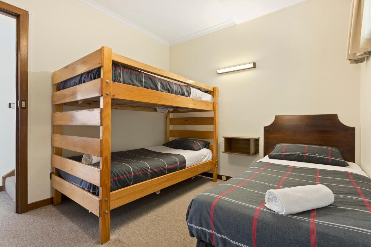 Village Family Motor Inn Launceston Exterior photo